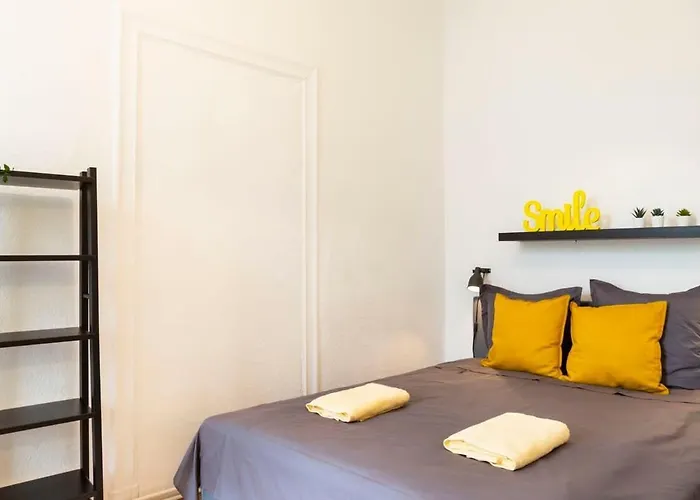 Spacious Family At Mauerpark Selfcheckin