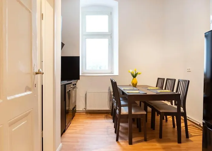 Spacious Family At Mauerpark Selfcheckin * Berlin