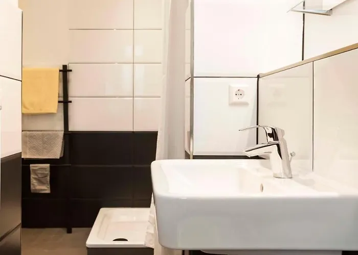 Apartament Spacious Family At Mauerpark Selfcheckin