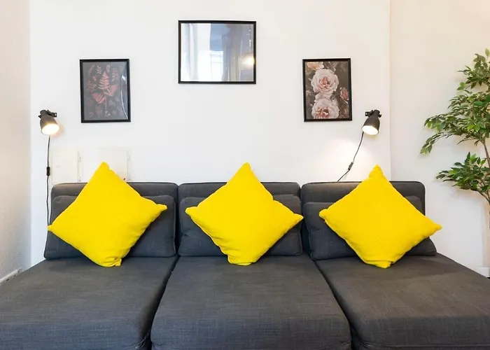 Spacious Family At Mauerpark Selfcheckin Berlin