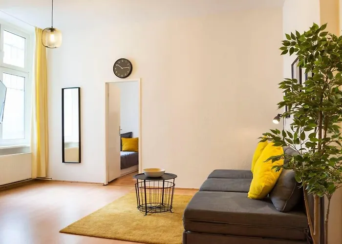 Spacious Family At Mauerpark Selfcheckin Berlin